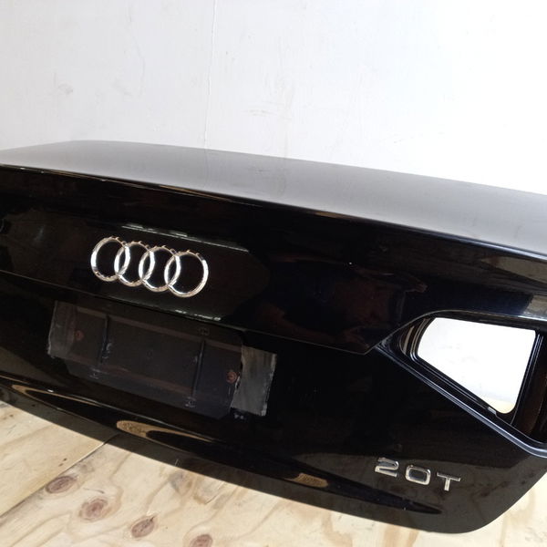 Tampa Traseira Audi A4 2.0 2009