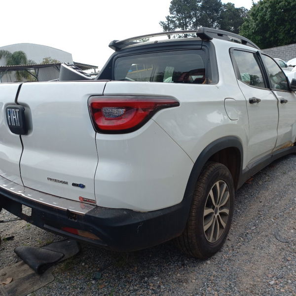Sucata Fiat Toro Freedom 1.8 16v 2016/2017