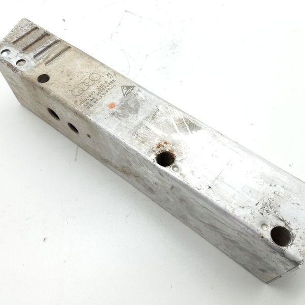 Suporte Lamina Esquerda Audi A4 2.0 2009