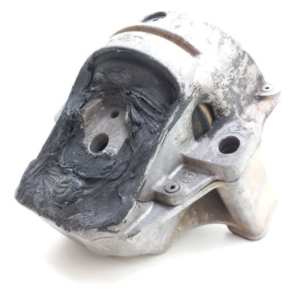 Coxim Protetor Motor L.d Audi A4 2.0 2009