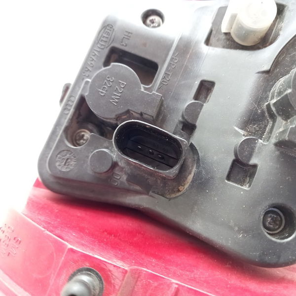 Lanterna T.e P/recuperar Audi A4 2.0 2009
