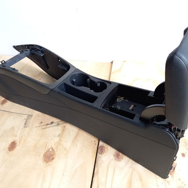 Console Audi A4 2.0 2009