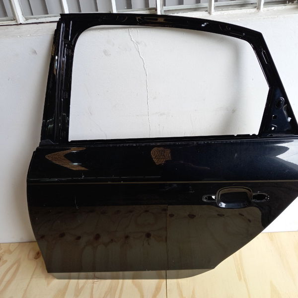 Porta T.e Audi A4 2.0 2009