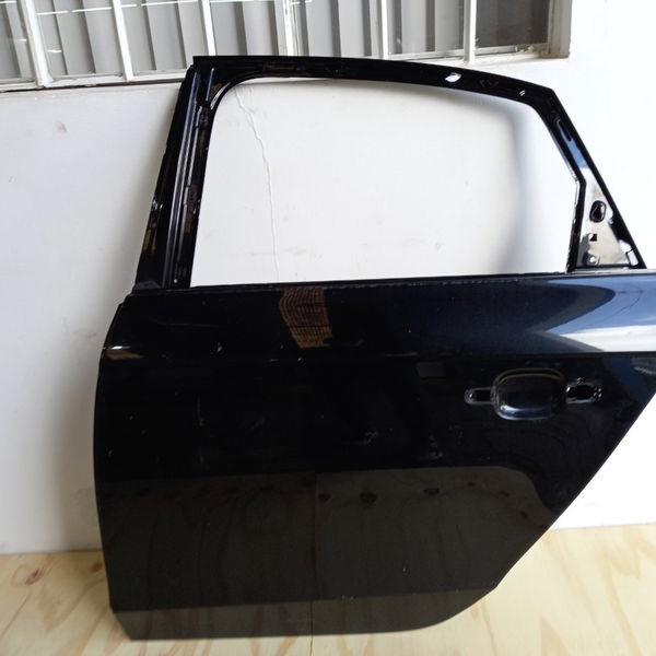 Porta T.e Audi A4 2.0 2009