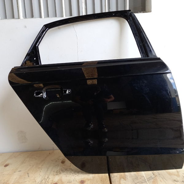 Porta T.d Audi A4 2.0 2009