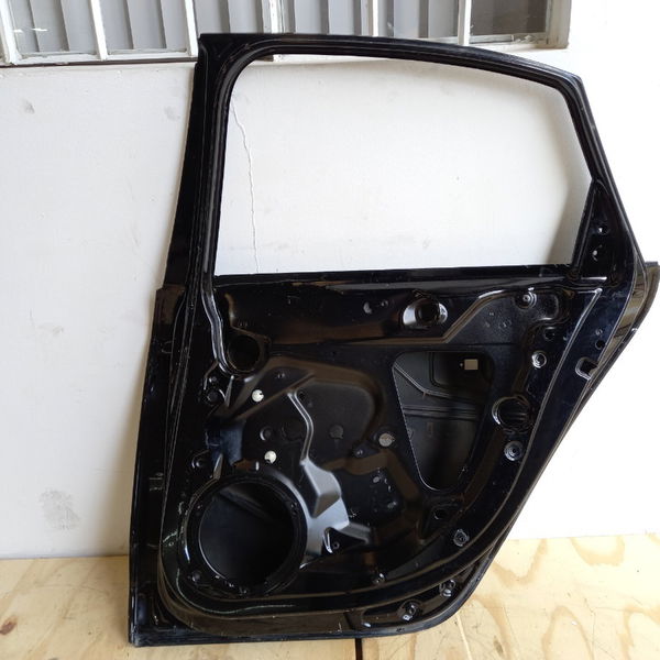 Porta T.d Audi A4 2.0 2009