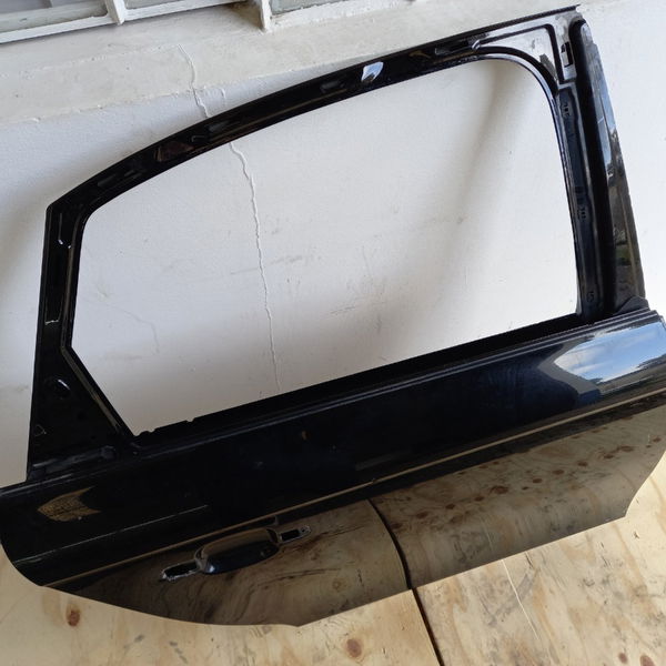 Porta T.d Audi A4 2.0 2009