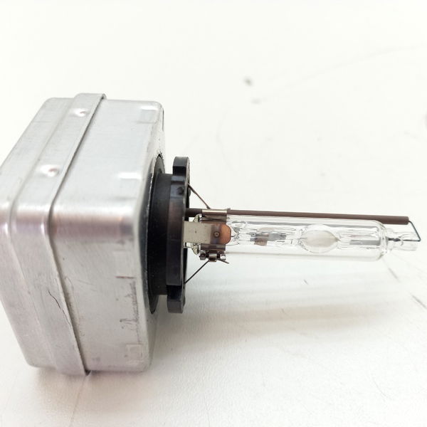 Lampada Xenom Audi A4 2.0 2009