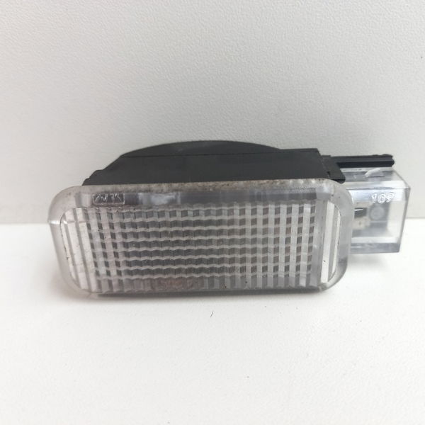 Luz Forro Porta Audi A4 2.0 2009