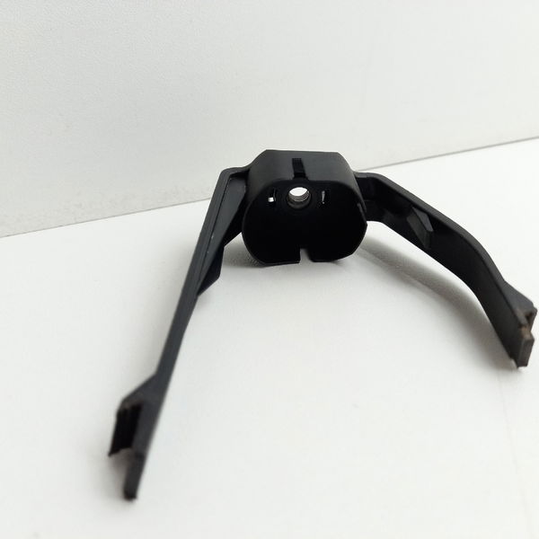 Suporte Fixação Lanterna Traseira Audi A4 2.0 2009