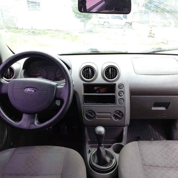 Sucata Ford Fiesta Personnalite 1.0 2005