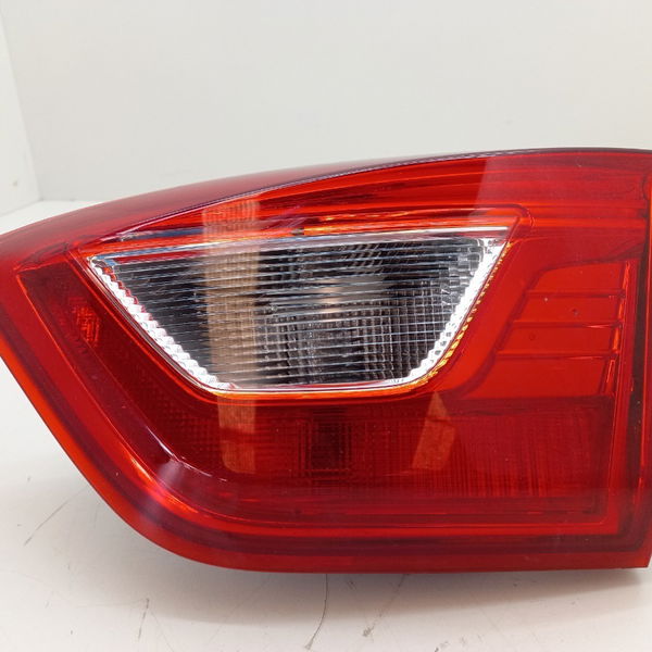 Lanterna Tampa Traseira Direita Cruze 1.4 Ltz 2017