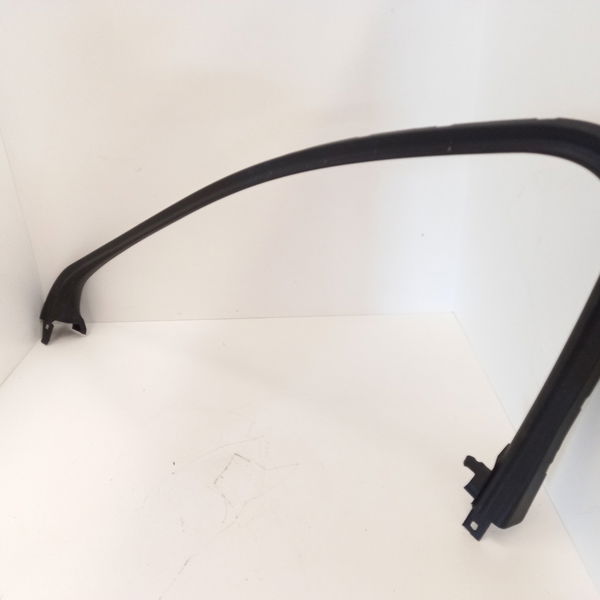 Moldura Interna Porta Dianteira Direita Cruze 1.4 Ltz 2017