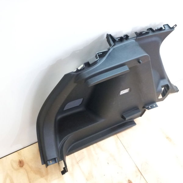 Forro Lateral C/detalhe Esquerdo Chevrolet Tracker 12t 2021
