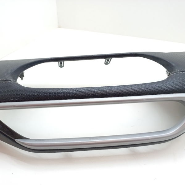 Moldura Painel Chevrolet Tracker 12t 2021