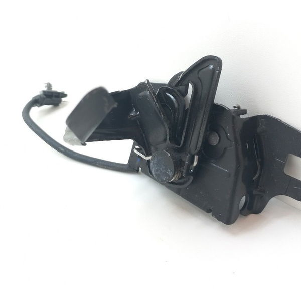 Fechadura Capo Chevrolet Tracker 12t 2021