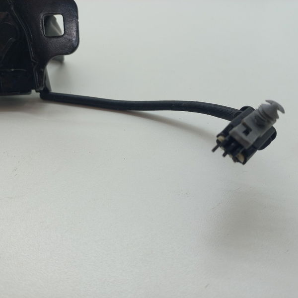Fechadura Capo Chevrolet Tracker 12t 2021