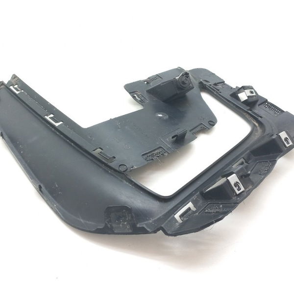 Tampa Painel Direito Chevrolet Tracker 12t 2021
