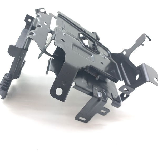 Suporte Bateria C/detalhe Chevrolet Tracker 12t 2021