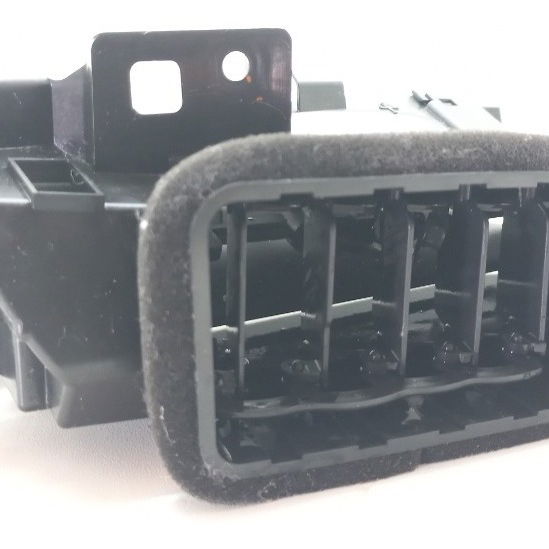 Difusor Ar Lado Direito Chevrolet Tracker 12t 2021