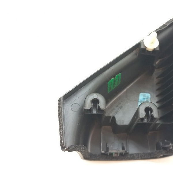 Moldura Retrovisor Interno Esquerdo Chevrolet Tracker 2021