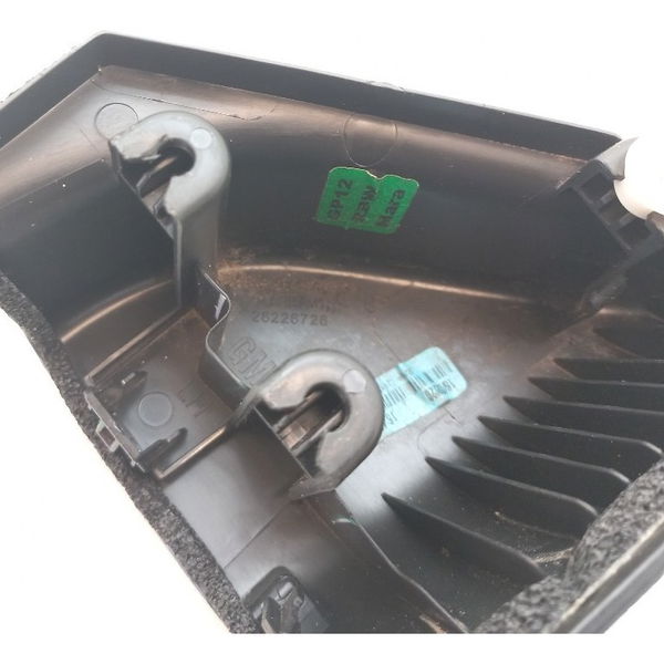 Moldura Retrovisor Interno Esquerdo Chevrolet Tracker 2021