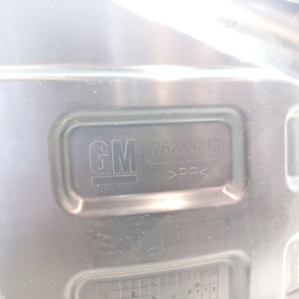 Parabarro Traseiro Esquerdo Chevrolet Tracker 12t 2021