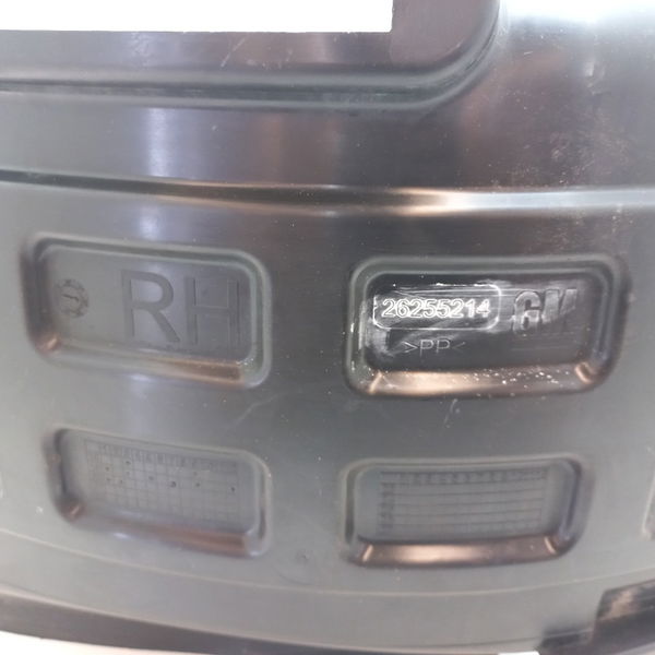 Parabarro Traseiro Direito Chevrolet Tracker 12t 2021