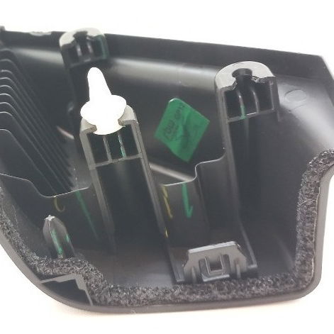 Acabamento Interno Retrovisor Direito Chevrolet Tracker 2021