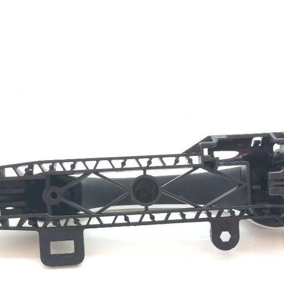 Maçaneta Externa Dianteira Direita Chevrolet Tracker 2021