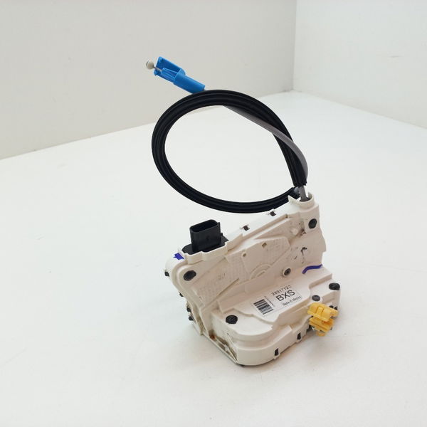 Fechadura Porta Traseira Direita Chevrolet Tracker 12t 2021