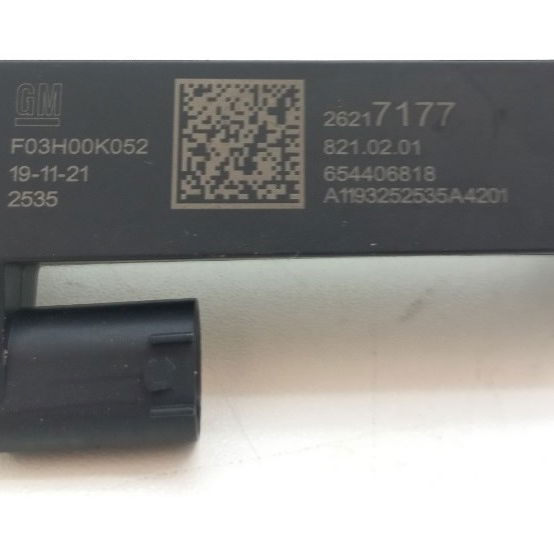 Sensor Keyless Antena Traseira Chevrolet Tracker 12t 2021