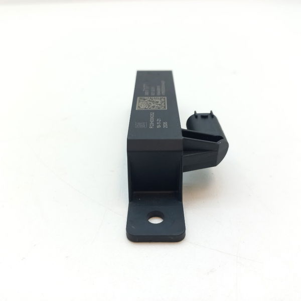 Sensor Keyless Antena Traseira Chevrolet Tracker 12t 2021