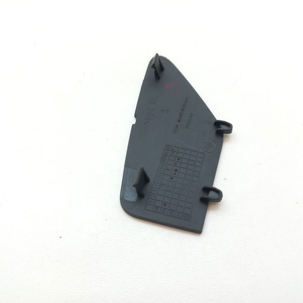 Moldura Tampa Forro Dianteiro Direito Gm Tracker 12t 2021