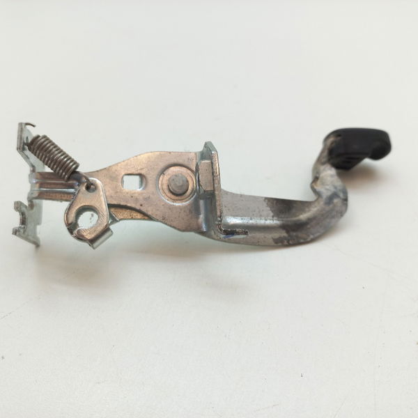 Alavanca Abertura Tanque Chevrolet Tracker 12t 2021