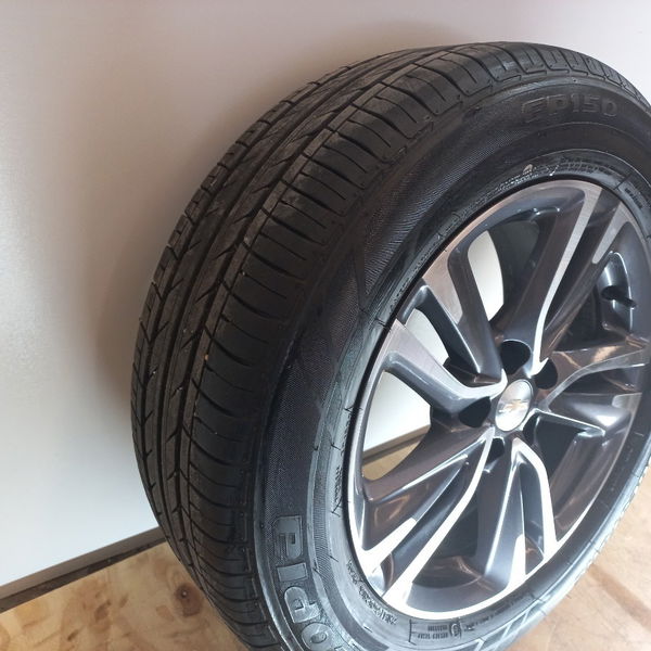 Roda Com Pneu Chevrolet Tracker 12t 2021