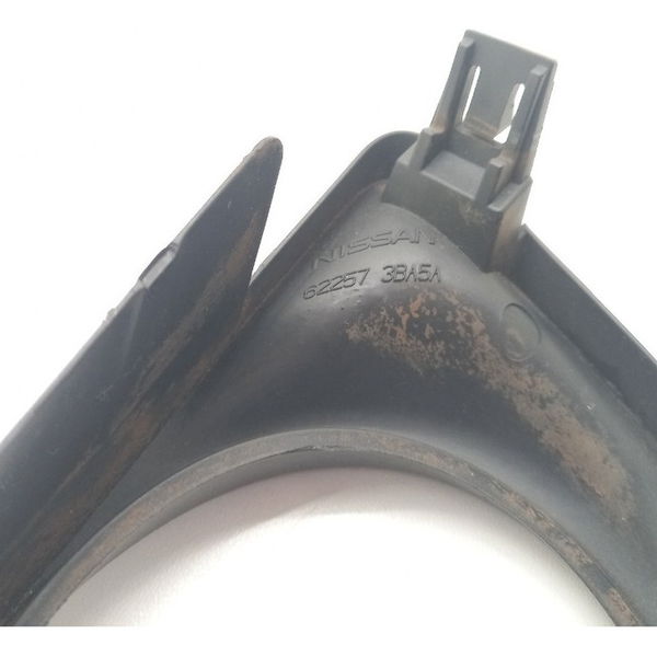 Moldura Farol Milha Lado Esquerdo Nissan Versa Sl 1.6 2014