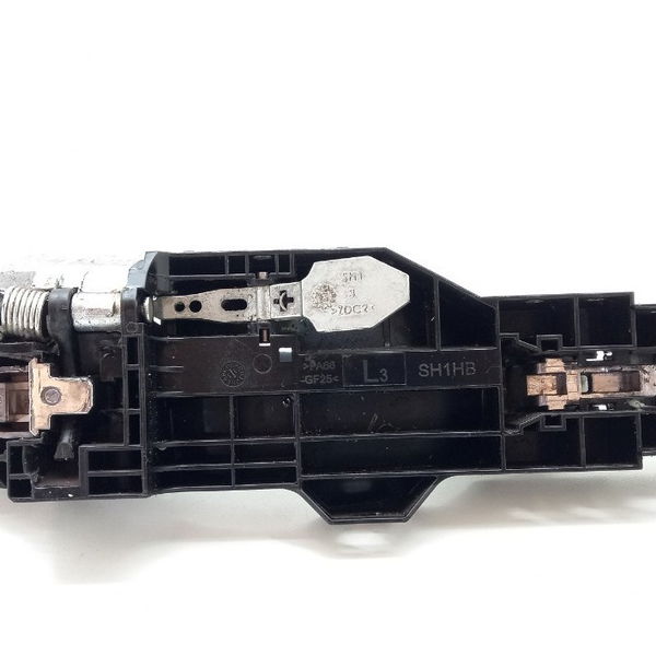 Maçaneta Externa Traseira Esquerda Nissan Versa Sl 1.6 2014