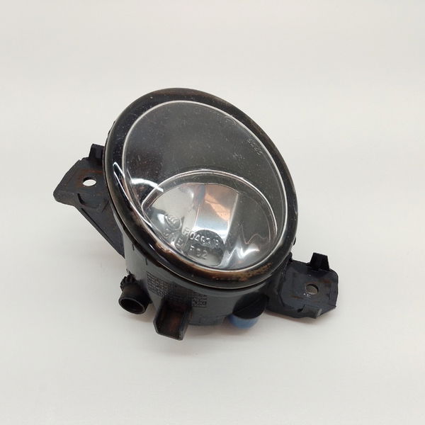 Farol De Milha Lado Esquerdo Nissan Versa Sl 1.6 2014