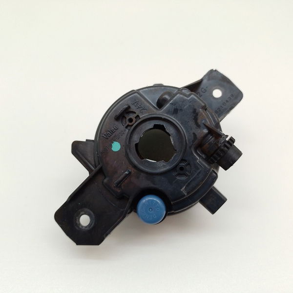 Farol De Milha Lado Esquerdo Nissan Versa Sl 1.6 2014