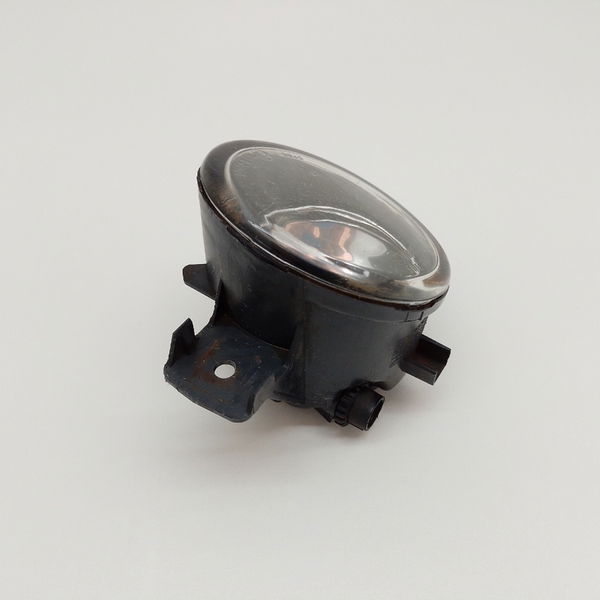 Farol De Milha Lado Esquerdo Nissan Versa Sl 1.6 2014