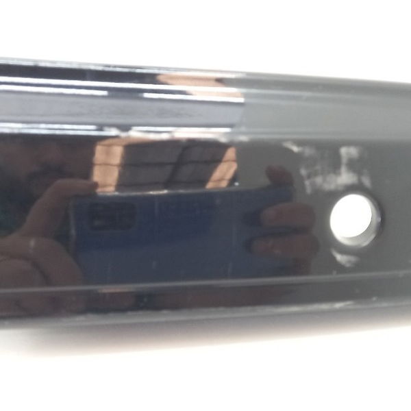 Moldura Aplique Tampa Traseira Com Detalhe Versa 2014