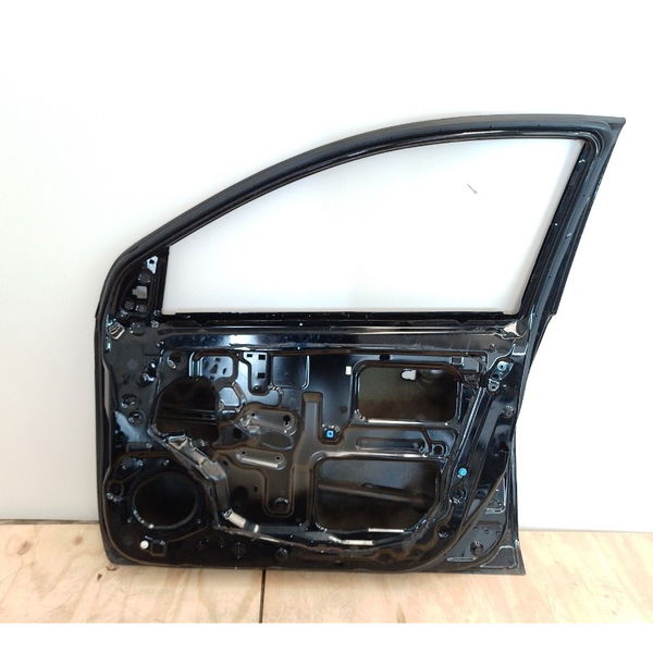 Porta Dianteira Direita Nissan Versa 1.6 2014