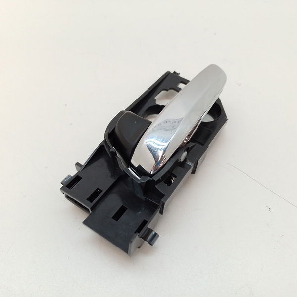 Maçaneta Interna Lado Esquerdo Honda Hrv Ex 1.8 2016