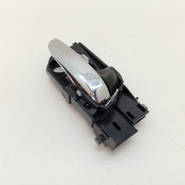 Maçaneta Interna Lado Direito Honda Hrv Ex 1.8 2016