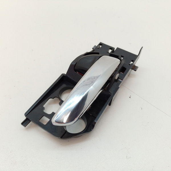 Maçaneta Interna Lado Direito Honda Hrv Ex 1.8 2016