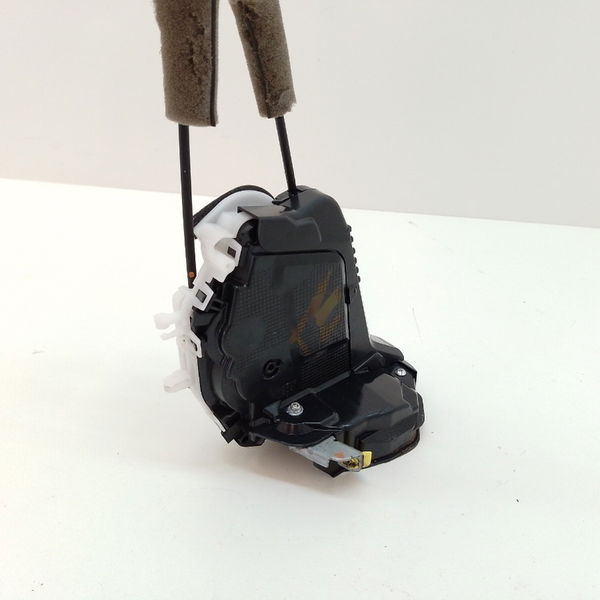 Fechadura Da Porta Traseira Esquerda Honda Hrv Ex 1.8 2016