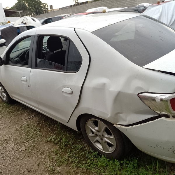 Sucata Renault Logan Dynamique 1.6 2014/2015