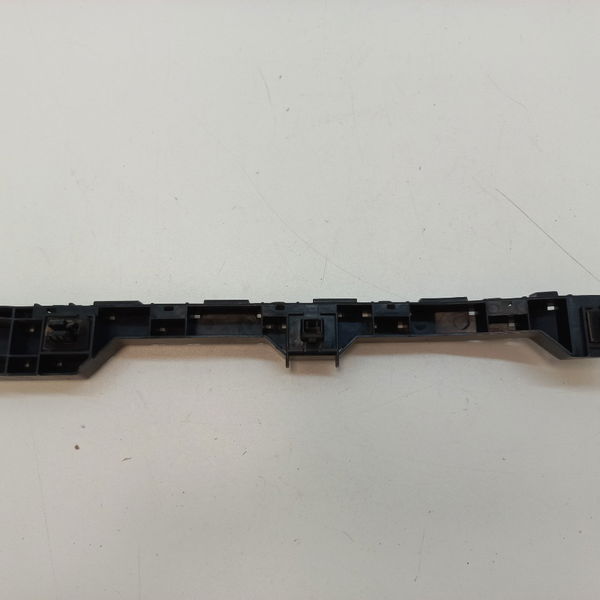 Guia Parachoque Traseiro Esquerdo Honda Hrv Ex 1.8 2016