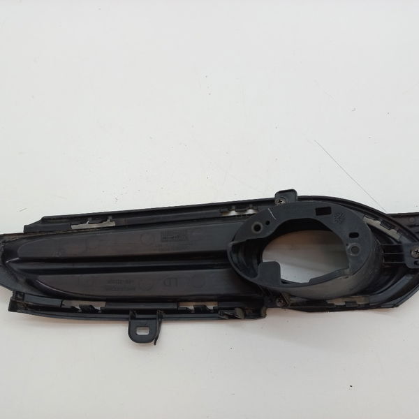 Moldura Farol Milha Direito Honda Hrv Ex 1.8 2016